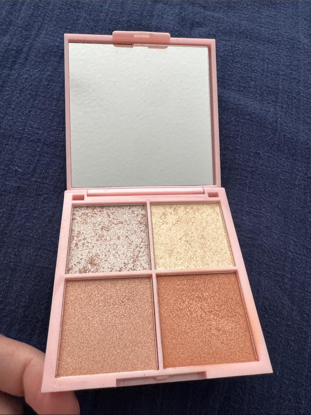 kndr Kinder Glow Highlight Palette - White & Gold Compact